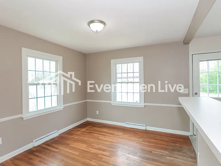 2590 Altura Dr — Photo 5