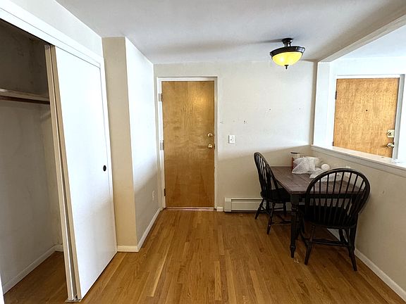 4th image of 30 Marlboro St APT 3D