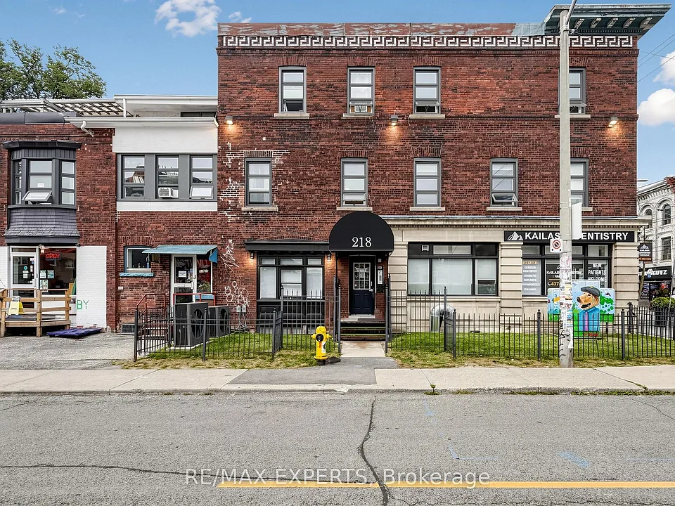 218 Close Ave #204