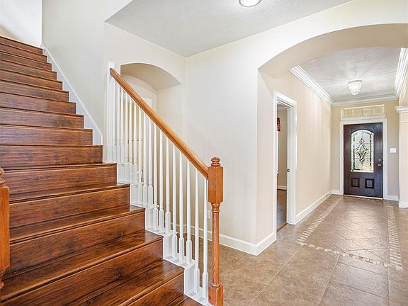 5th image of 6118 Emberwood Falls Dr