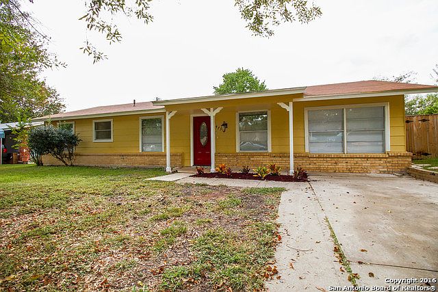 1st image of 4731 Castle View Dr