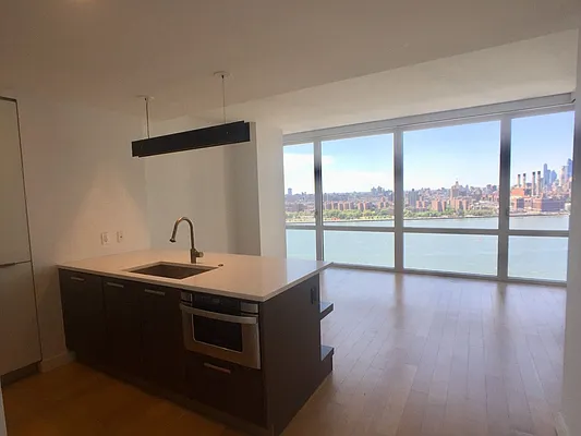 Rented by Northside Plaza Inc. | media 24