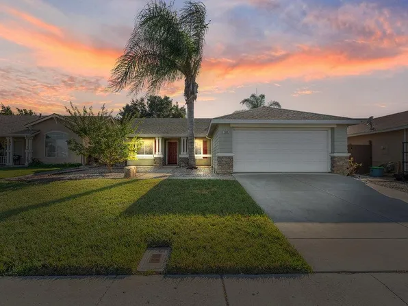 2360 Valley View Rd, Hollister, CA 95023