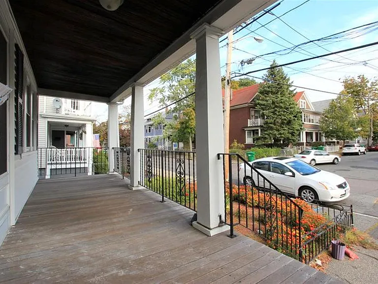 121 Yale St #1 — Photo 16
