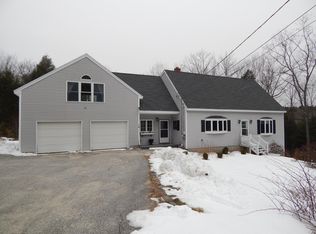 16 Granite Hill Dr, Gray, ME 04039
