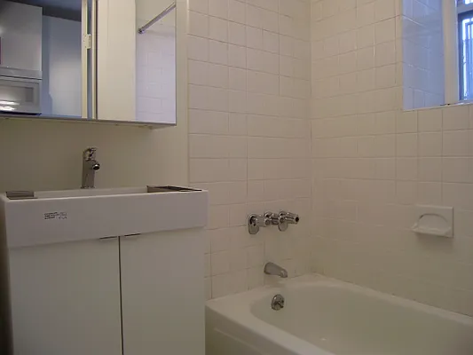 Rented by Mauro Bros Real Estate Services LLC | media 6