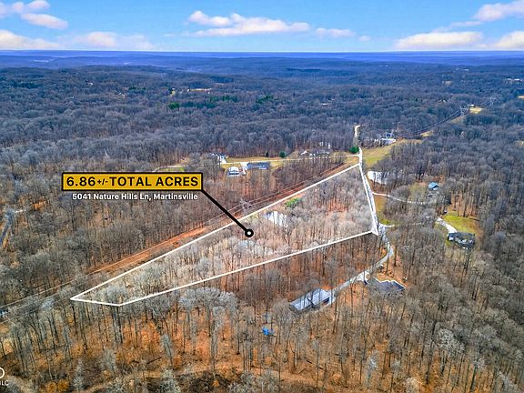 3rd image of 5041 N Nature Hills Ln