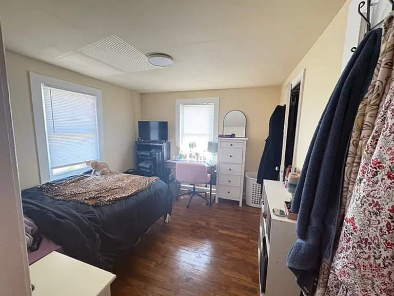 134 S Locust Ave #1-4 — Photo 3