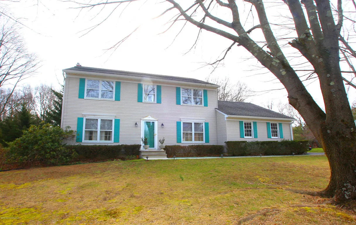 591 Buchanan Blvd photo 1