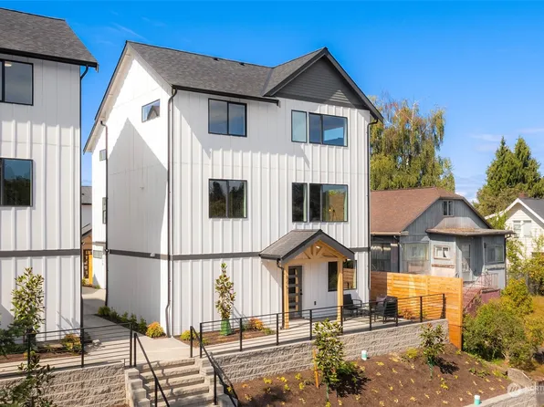 8451 18th Avenue SW, Seattle, WA 98106