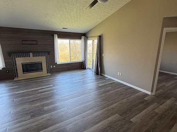 2nd image of 1616 Ashley Ct APT 304