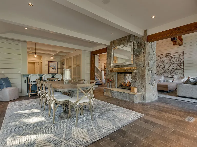 7675 Lahontan Dr — Photo 13