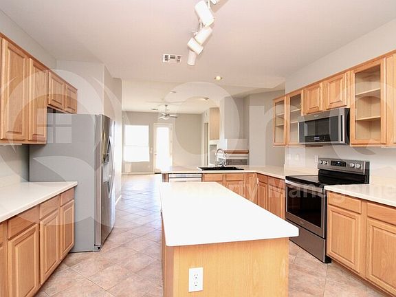 4th image of 18230 N 48th Pl