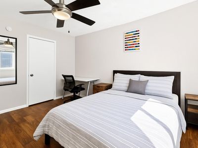 2401 Manor Rd APT 214, Austin, TX, 78722