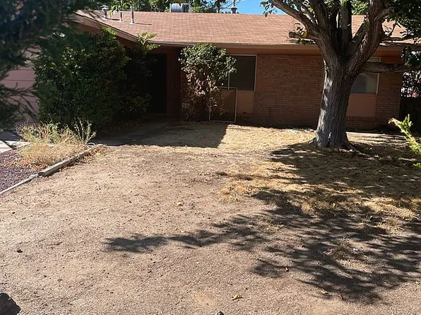 825 La Charles Dr NE, Albuquerque, NM 87123
