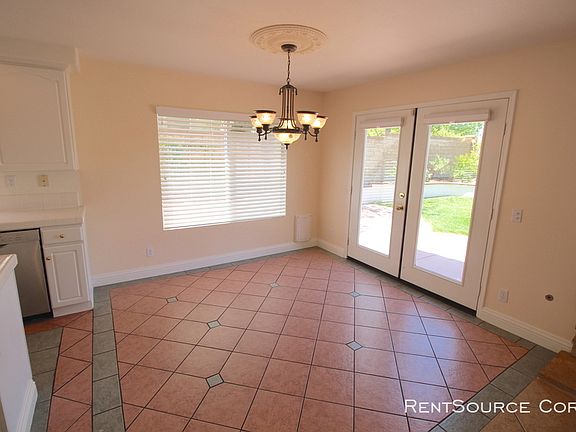 5th image of 27937 Brookdale Ct