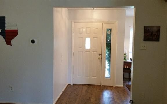 5th image of 1318 Bryan Pl