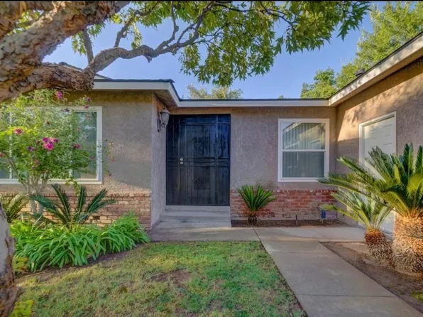 3394 W Dovewood Ln, Fresno, CA 93711