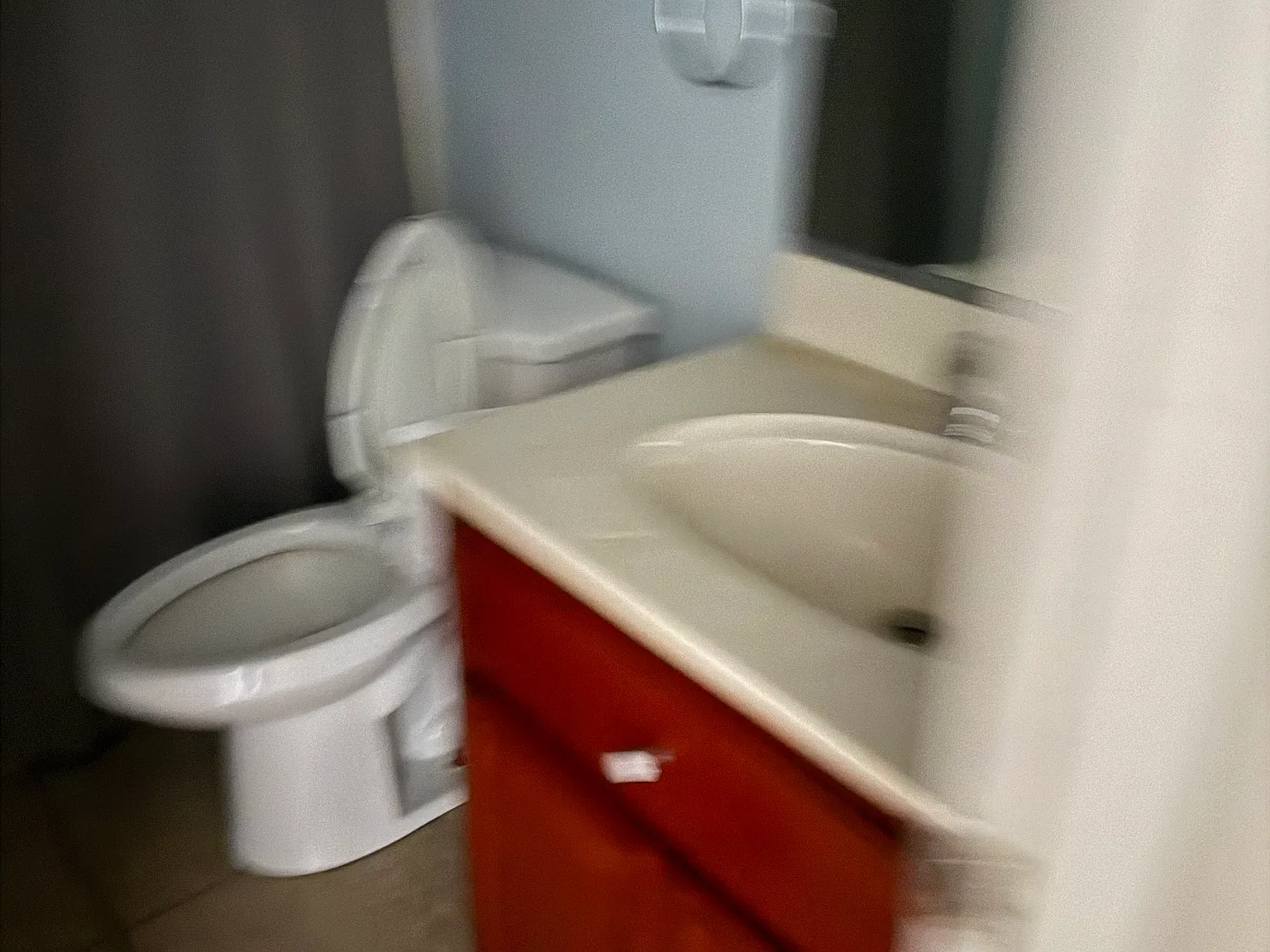 3 bed, 1200 sqft, $2,200 — Photo 4