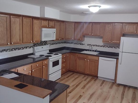 2nd image of 111 Hilldale Ct