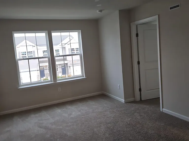 15 Elliot Ln — Photo 23