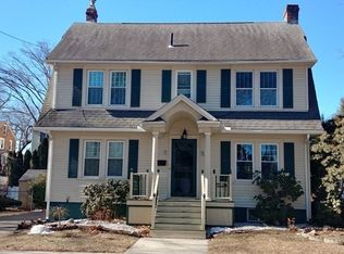 154 Groveland St, Springfield, MA 01108