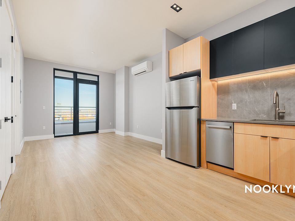 1st image of 26-25 4th St #1532