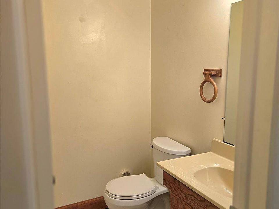 7620 Woodview St Apt 1, photo 16