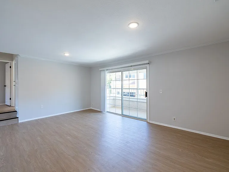 5302 Colodny Ave — Photo 22