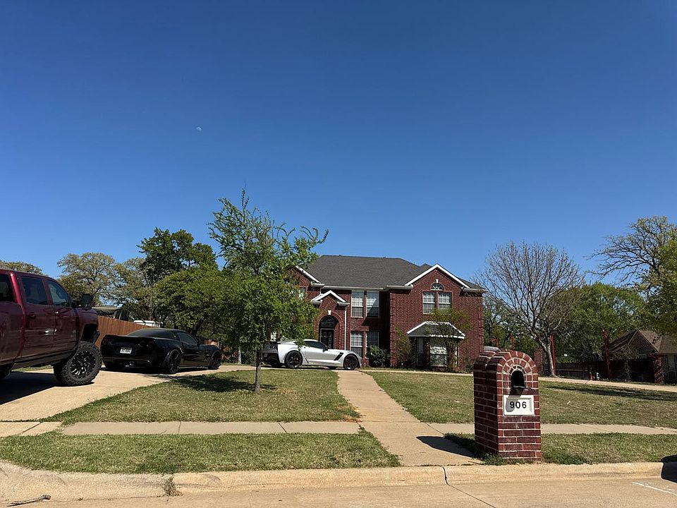 1st image of 906 Shady Bend Dr