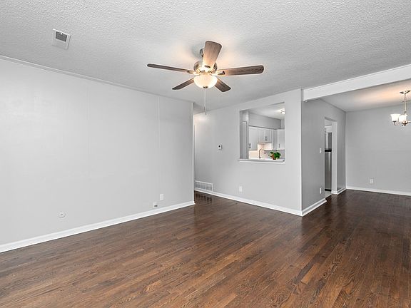 5th image of 7504 Wyoming St APT 2