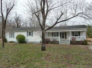2290 Manitou Rd, Manitou, KY 42436