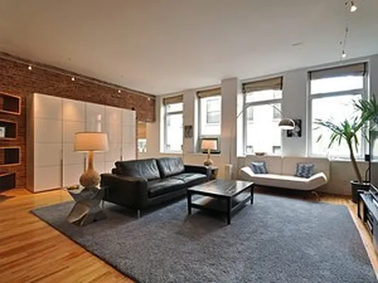 Sold by Corcoran | media 21