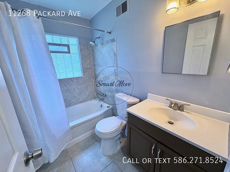 11268 Packard Ave — Photo 9