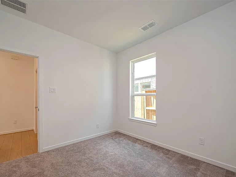 8710 Limmen Terrace Trl — Photo 20