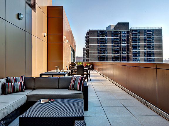 5th image of 40 Gold St APT 8e