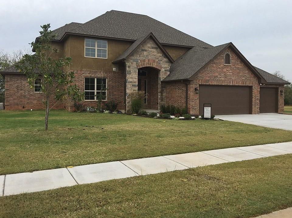 1st image of 950 Siena Springs Dr