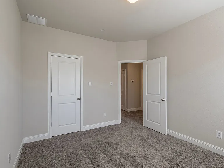 6298 Blythe Dr — Photo 19