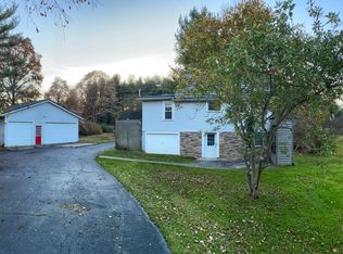 4605 Ridge Rd, Wadsworth, OH 44281