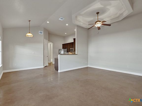 4th image of 388 E Faust St