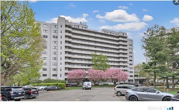 1st image of 3200 Park Avenue #11E1