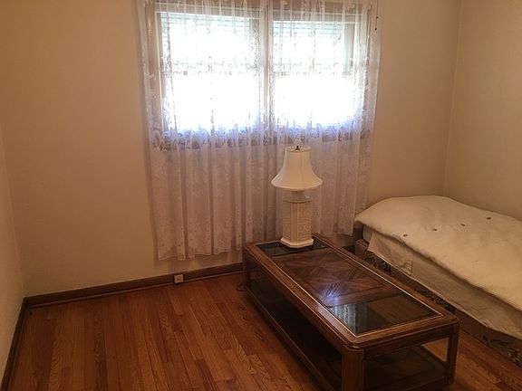 5th image of 4834 S Laramie Ave