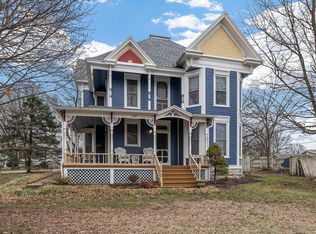 406 S McCanse St, Mount Vernon, MO 65712