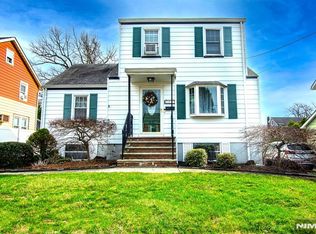 125 Virginia Ave, Dumont, NJ 07628