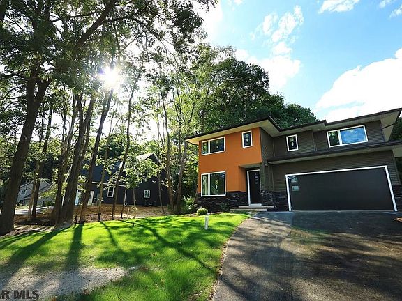4th image of 2457 Sleepy Hollow Dr