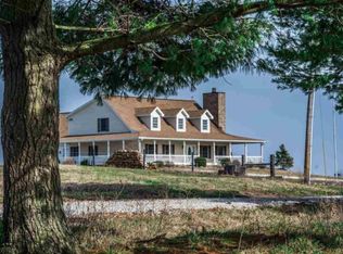 7058 S Decker Rd, Vincennes, IN 47591