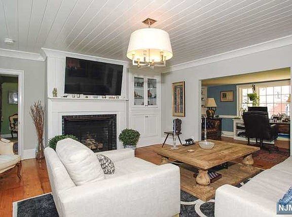 5th image of 577 Wyckoff Ave