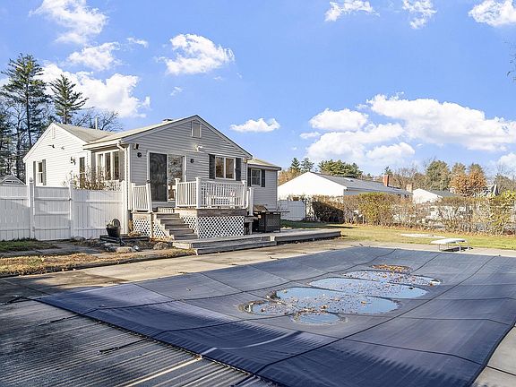 5th image of 5 Briarcliff Drive