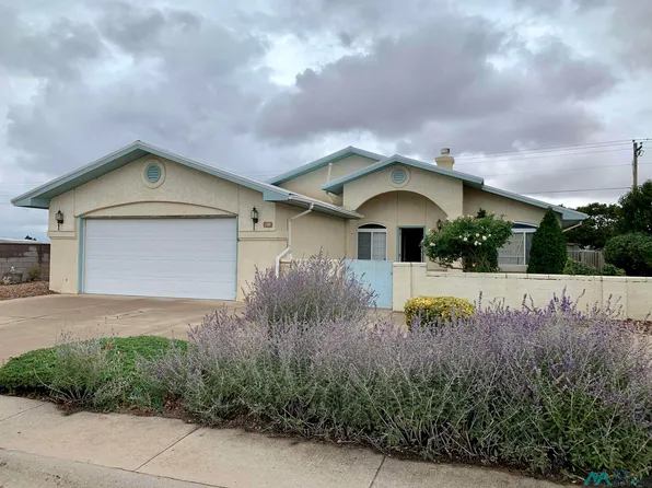 132 Cottonwood Dr, Grants, NM 87020