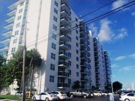 2nd image of 7501 E Treasure Dr APT 5S